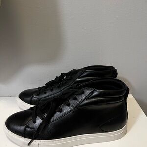 NWOT—Alfani Men’s Grayson Lace Up Sneaker—US Size 8.5